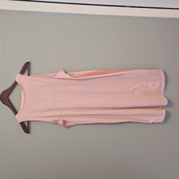 Night Gown - Picture 4 of 4